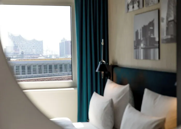One Am Michel 3* Hamburg